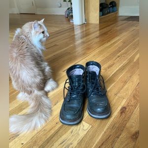 Ugg Combat Boots Leather Size 9.5